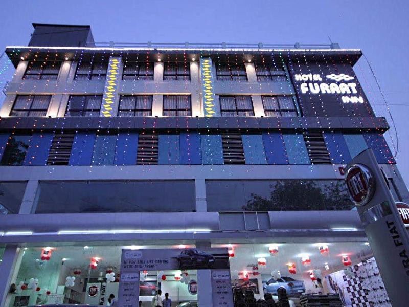 Hotel Golden Plaza Ahmedabad Exterior foto